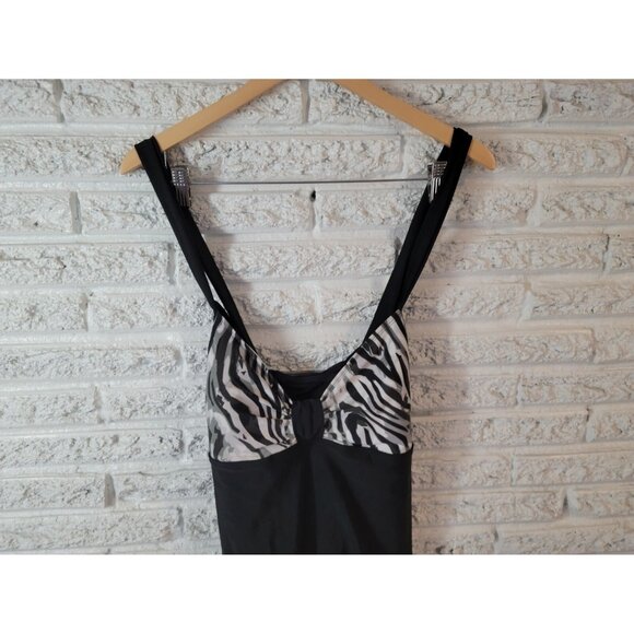 Catalina Womens Swimsuit 3X 22W 24W Plus One Piece Animal Print Bra ANI68E - Picture 3 of 12